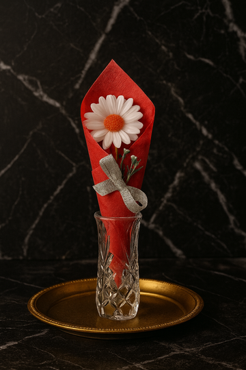 AmberWick Daisy Candle, Glow of Fresh Beginnings