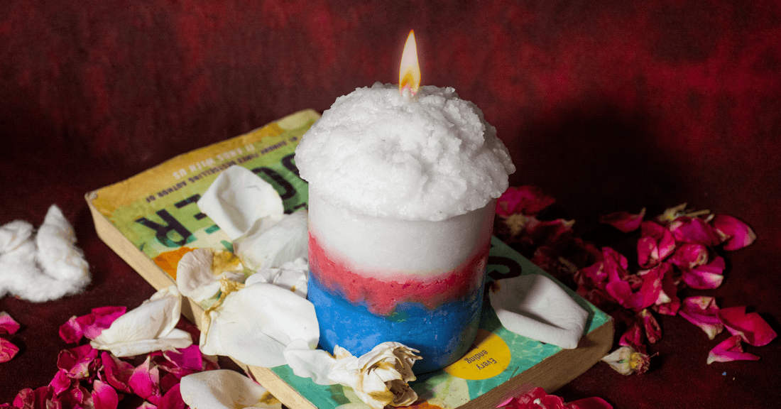 AmberWick Tricolor Candle, Glow of Unity & Pride(AWD10)